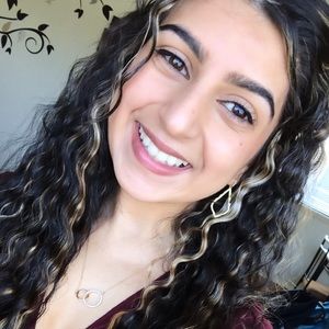 Meet your Posher, Sam